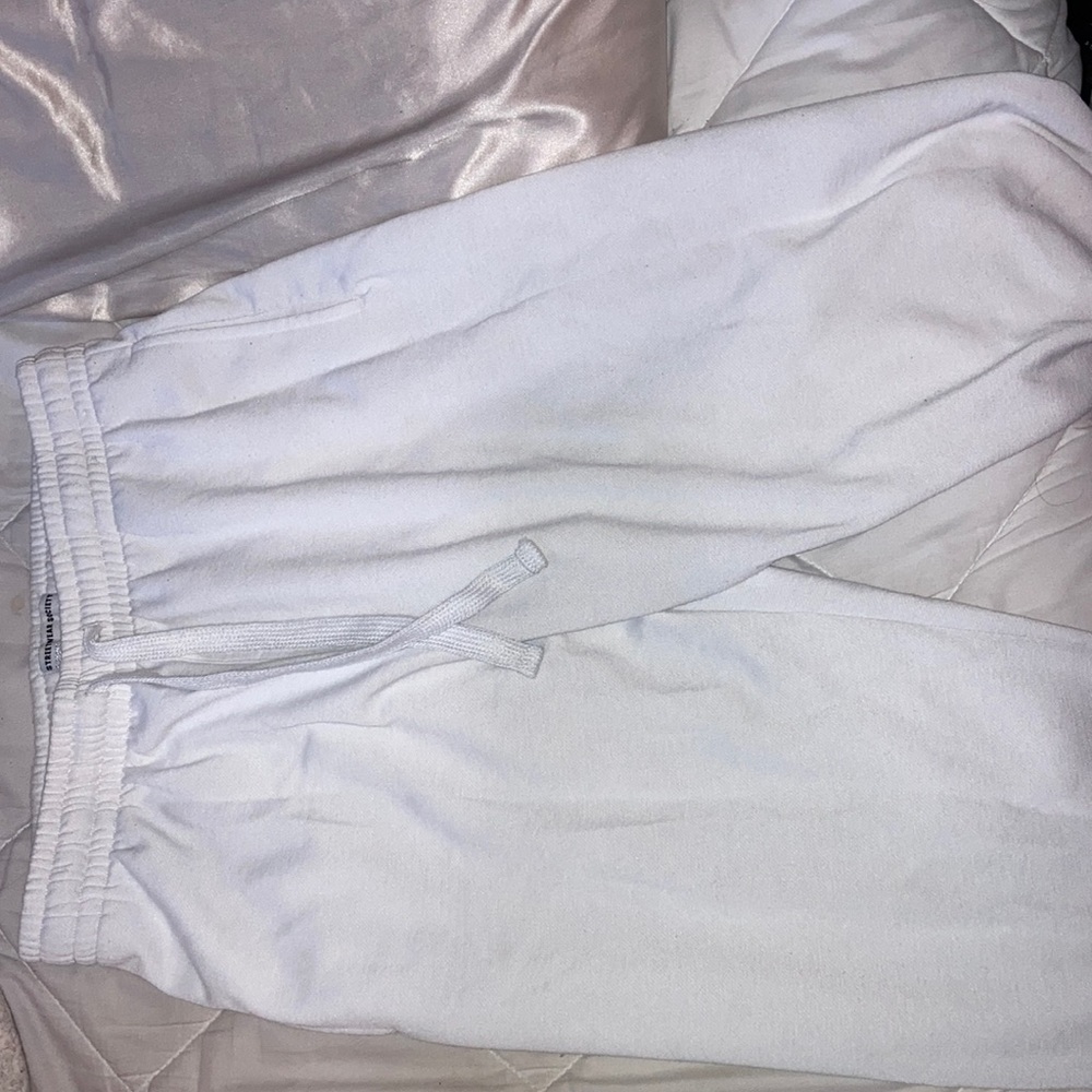 White sweat pants